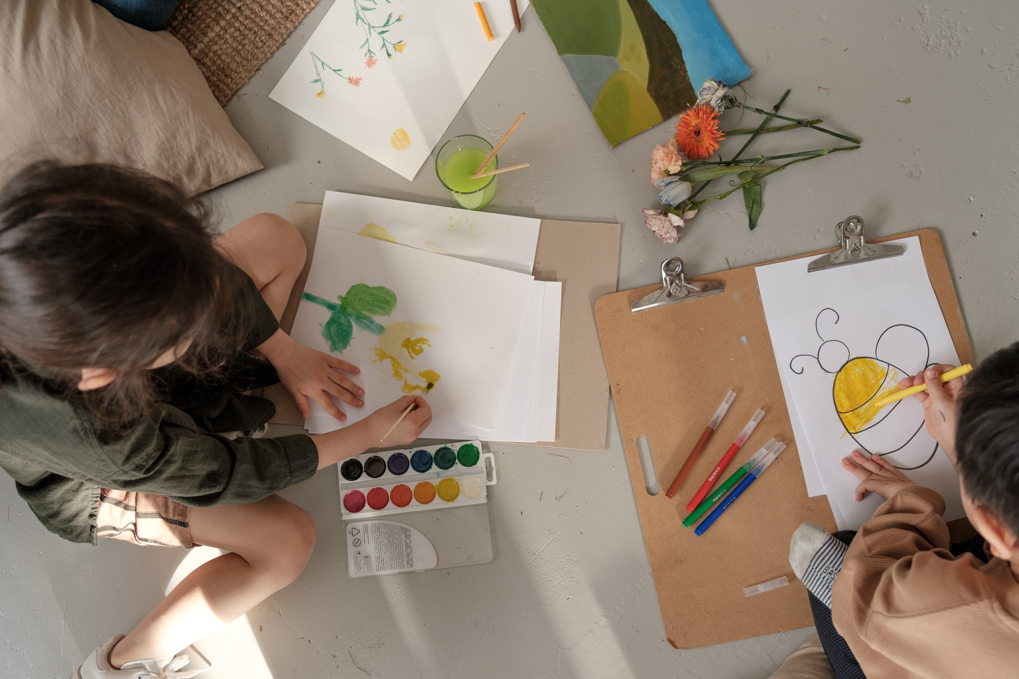 Kids Painting Flowers
